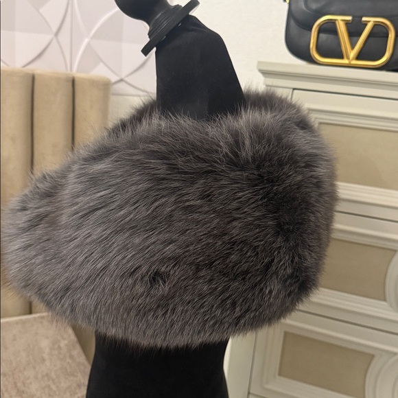 Saga Furs Accessories - SAGA FOX FUR SCARF WRAP COLLAR